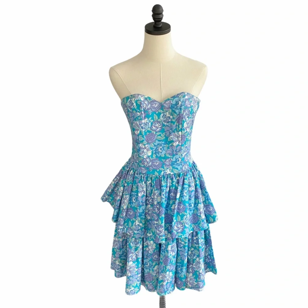 Laura Ashley Vintage Deadstock Tiered Floral | 8